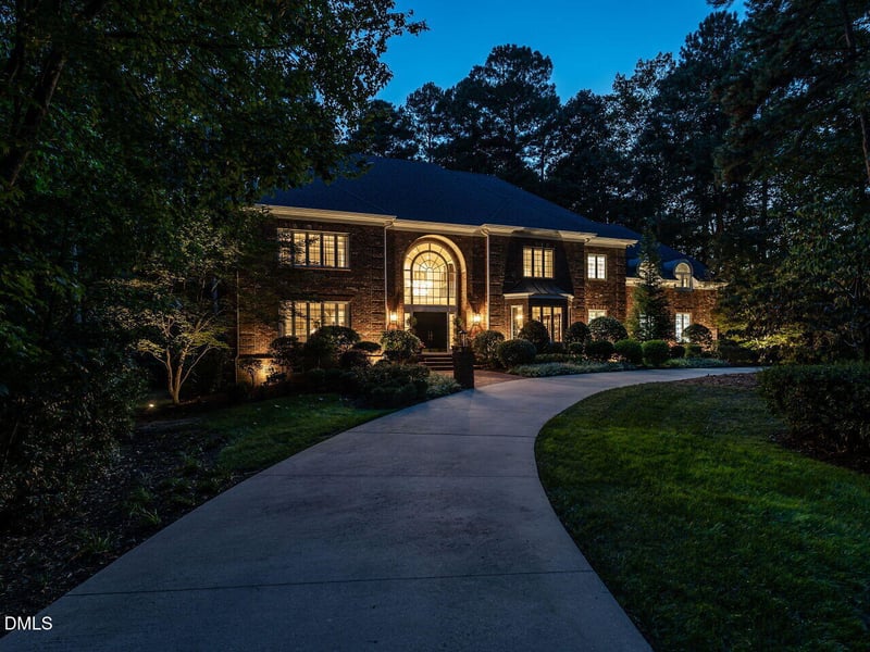 107 Marseille Pl, Cary, NC 27511