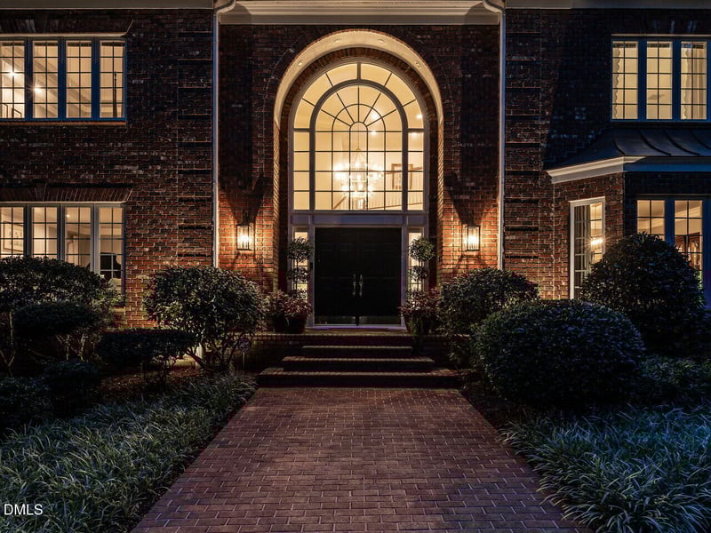 107 Marseille Pl, Cary, NC 27511