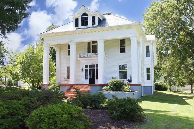107 W Mason St, Franklinton, NC 27525
