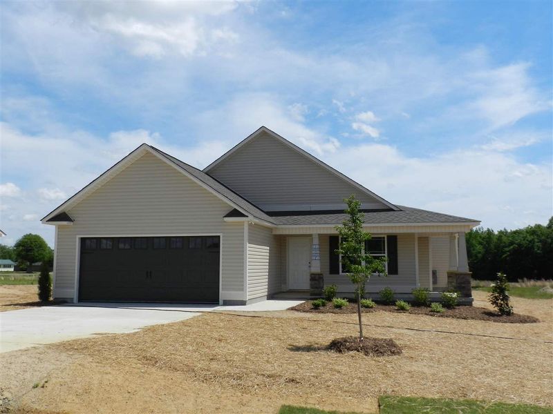 107 Monaghan Ct, Selma, NC 27576