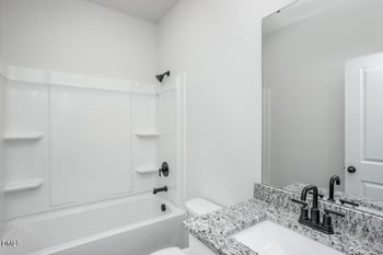 107 Neuse Hollow Ct, Clayton, NC 27527