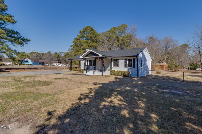 107 New Hope Rd, Goldsboro, NC 27534