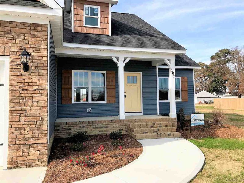 107 Northfield Dr, Goldsboro, NC 27534
