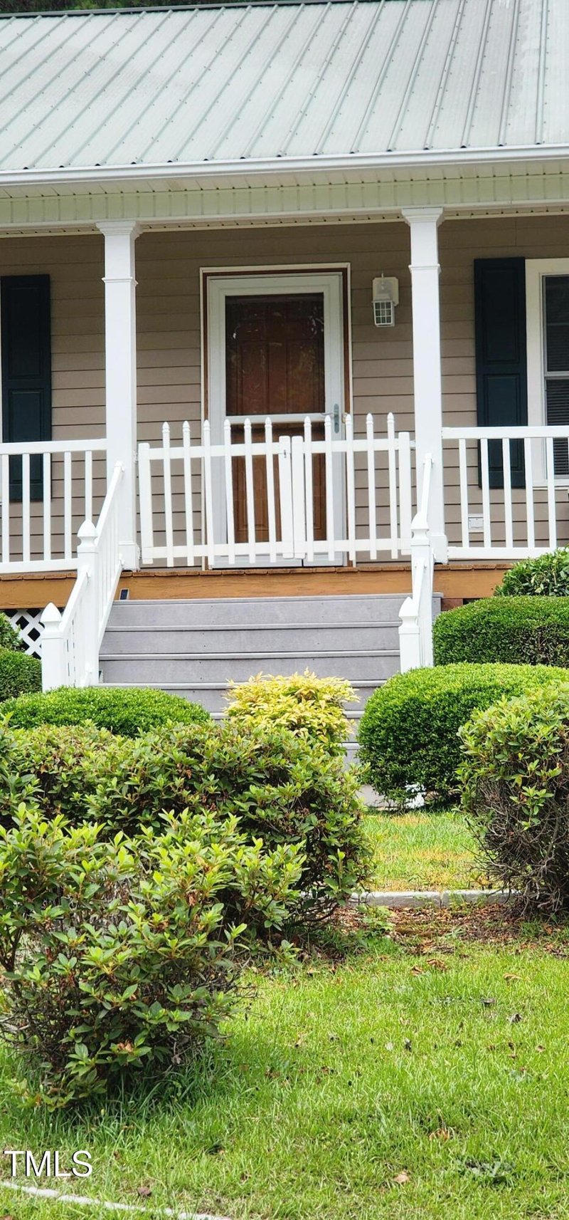 107 Oak Park Dr, Benson, NC 27504