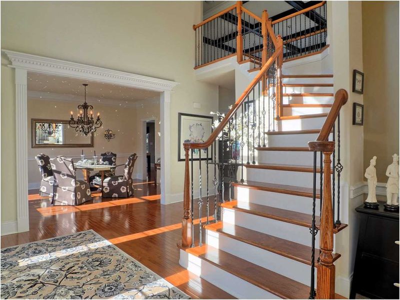 107 Olde Alphe Cir, Cary, NC 27519