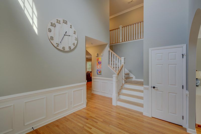 107 Olde Tree Dr, Cary, NC 27518