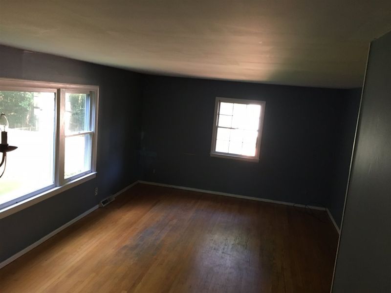 107 Oliver Ln, Durham, NC 27713