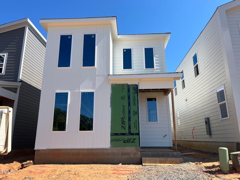 107 Parkland Dr, Pittsboro, NC 27312