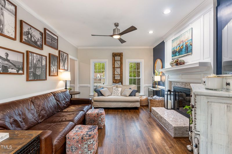 107 Parkwind Ct, Cary, NC 27519