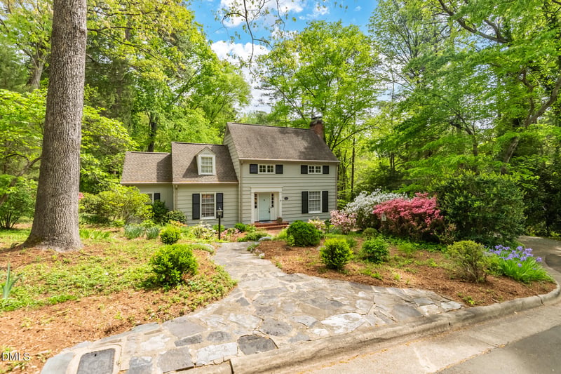 107 Pine Ln, Chapel Hill, NC 27514