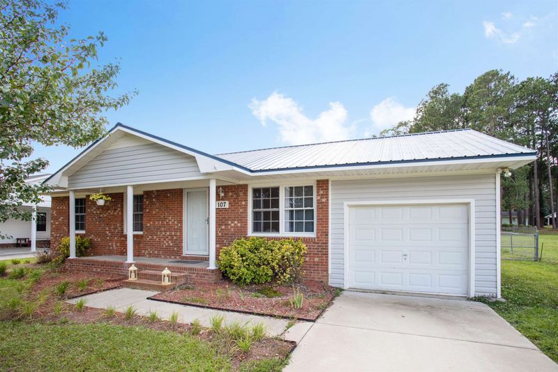 107 Pine St, Dunn, NC 28334