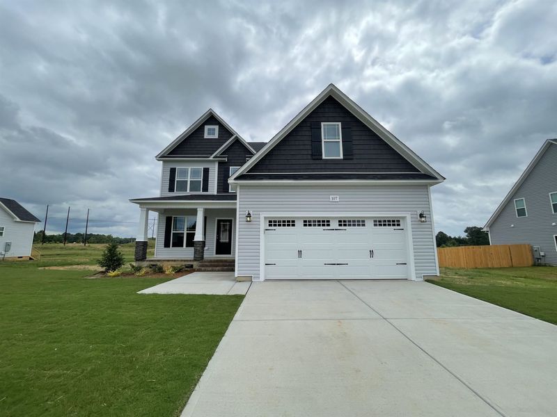 107 Pond Mountain Dr, Clayton, NC 27520