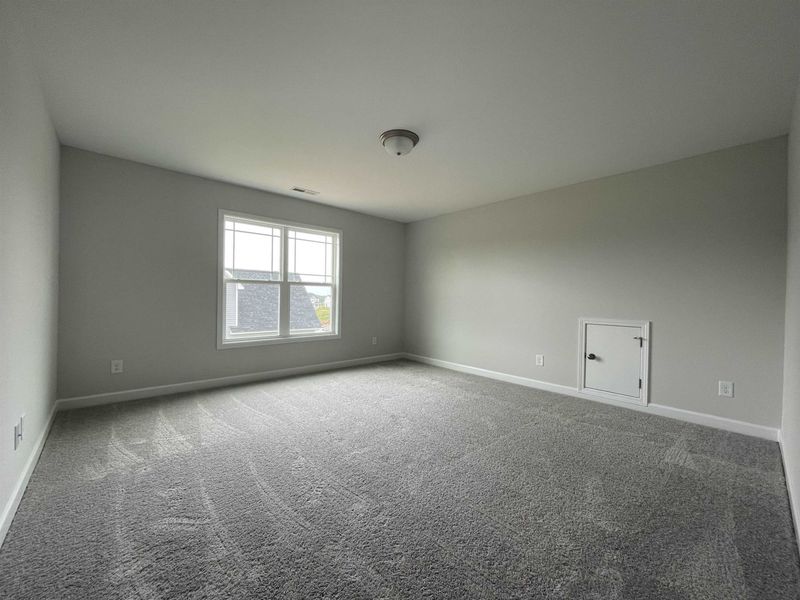 107 Pond Mountain Dr, Clayton, NC 27520