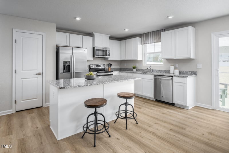 107 Port Charlotte Ct, Sanford, NC 27330