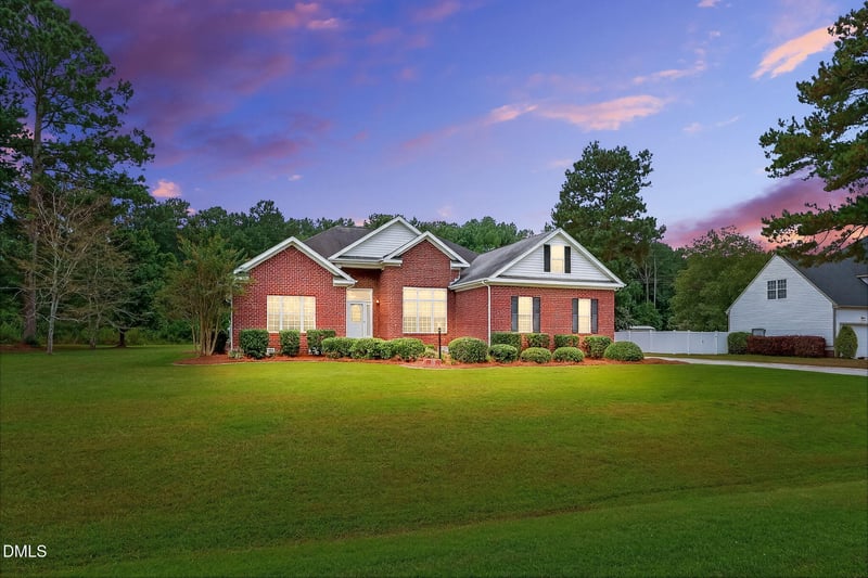 107 Raintree Ln, Goldsboro, NC 27534