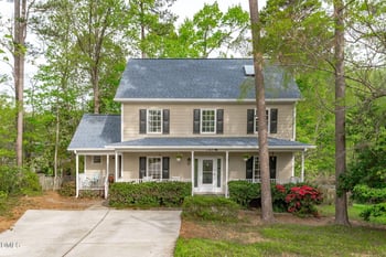107 Ridge Hollow Ct, Cary, NC 27513