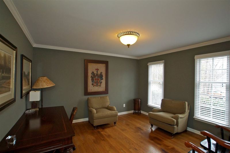 107 Ripley Ct, Cary, NC 27513