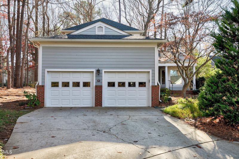 107 Ripplewater Ln, Cary, NC 27518
