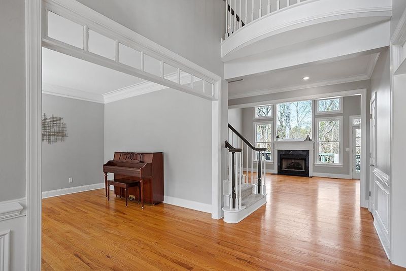 107 Sedgemoor Dr, Cary, NC 27513