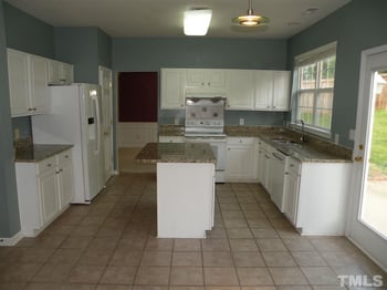 107 Sherwood Forest Pl, Cary, NC 27519