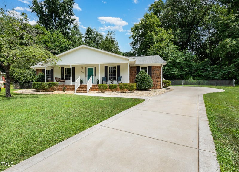 107 Shetland Ct, Garner, NC 27529