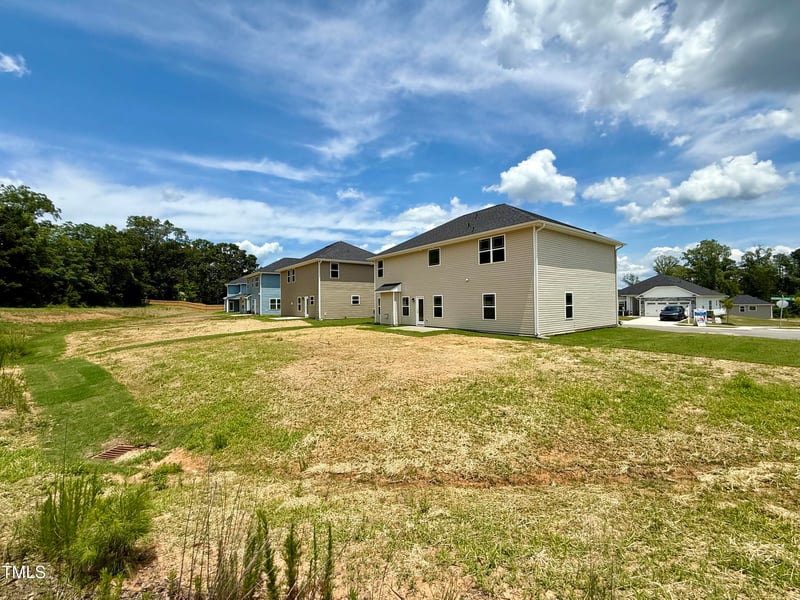 107 Southern Estates Dr, Sanford, NC 27330