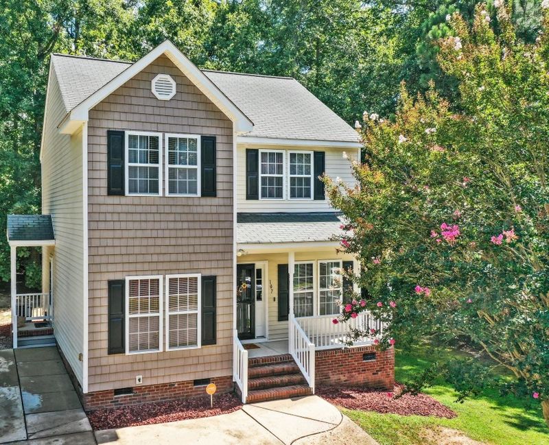 107 St Johns St, Knightdale, NC 27545