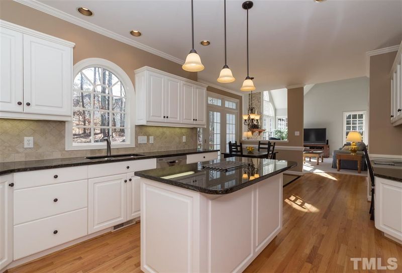 107 St Lenville Dr, Cary, NC 27518