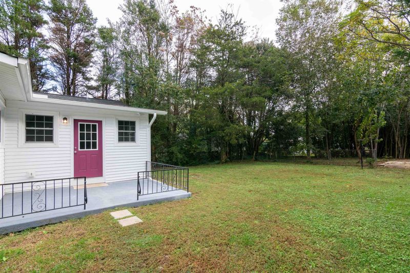 107 St Marys St, Garner, NC 27529