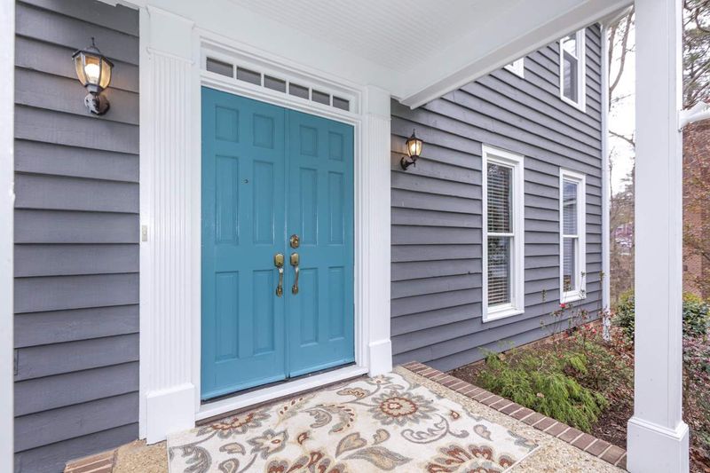 107 Stourbridge Cir, Cary, NC 27511