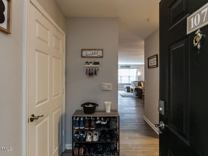 107 Sturbridge Dr, Clayton, NC 27520