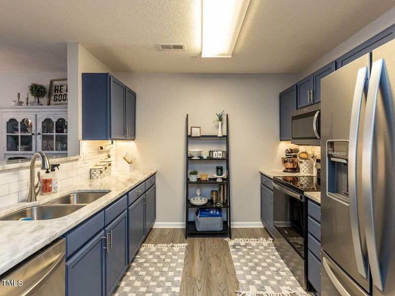 107 Sturbridge Dr, Clayton, NC 27520