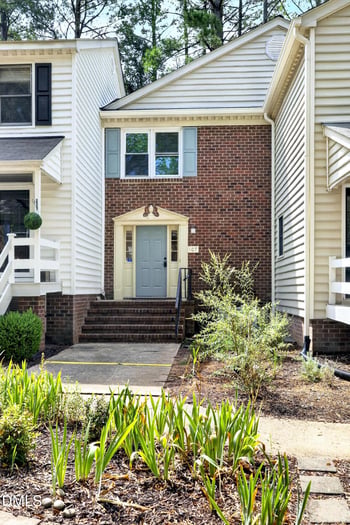 107 Sully Ct, Chapel Hill, NC 27514