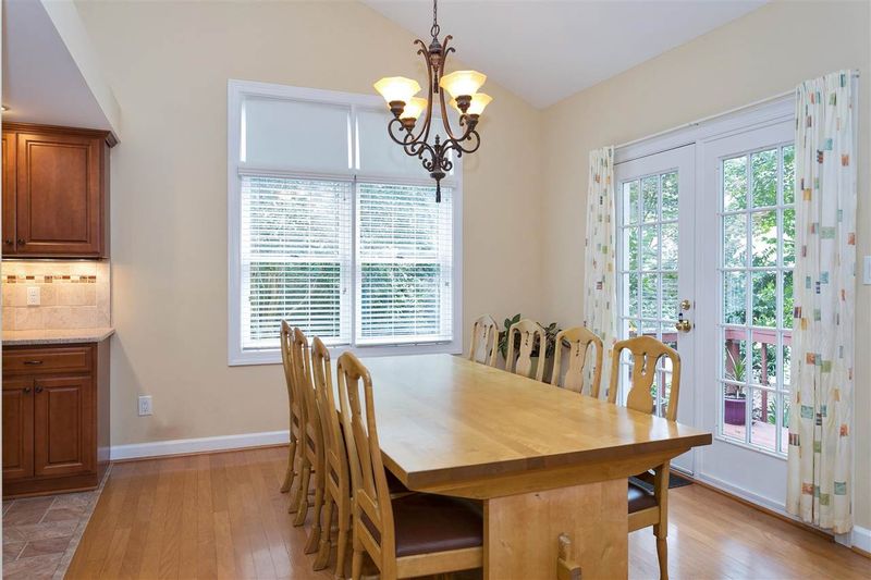 107 Sundew Ln, Cary, NC 27518
