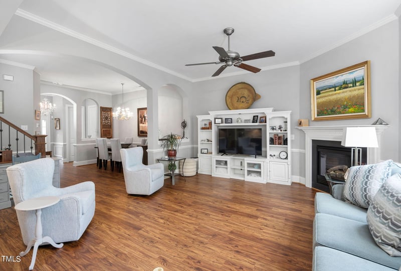 107 Sunstone Dr, Cary, NC 27519