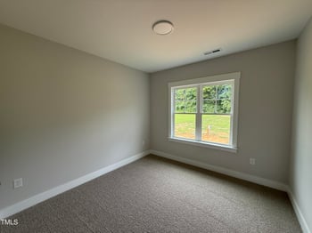 107 Tee Dr, Selma, NC 27576