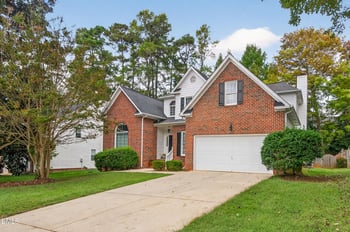 107 Tower Hamlet Dr, Cary, NC 27518