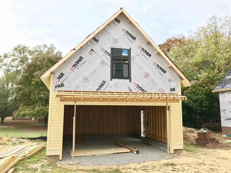107 N Tunstall Ave, Apex, NC 27502