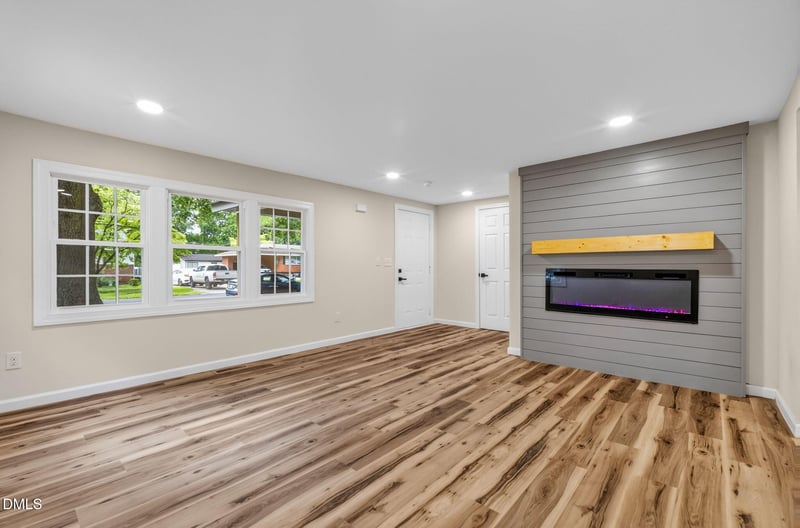 107 W Underwood Ave, Smithfield, NC 27577
