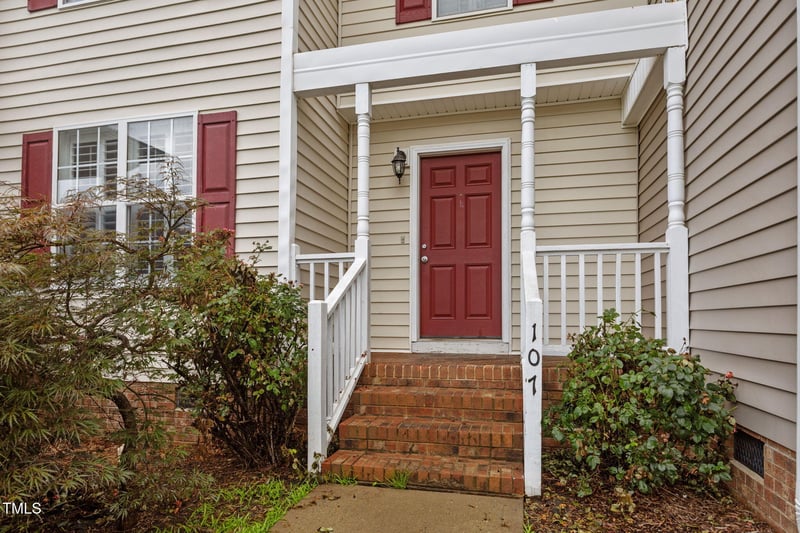 107 Walford Pk, Clayton, NC 27520