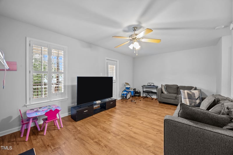 107 Walford Pk, Clayton, NC 27520