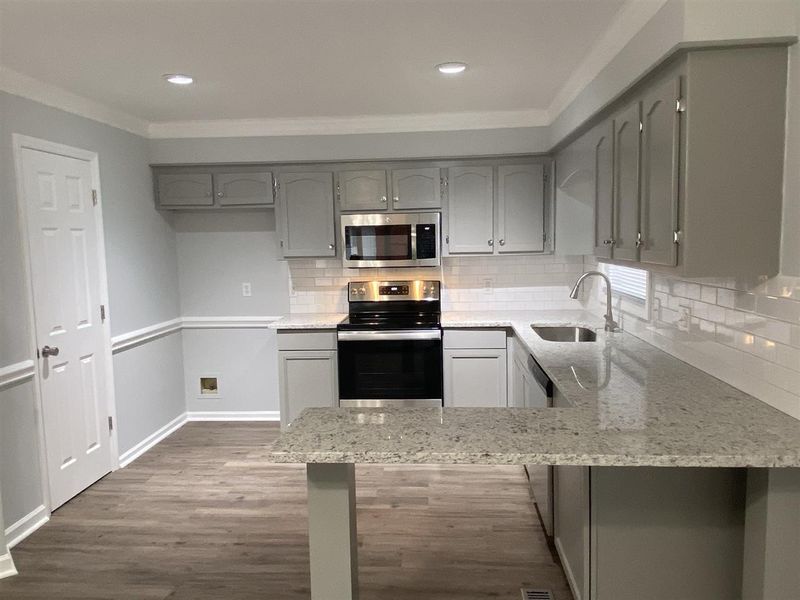 107 Whitley Dr, Smithfield, NC 27577
