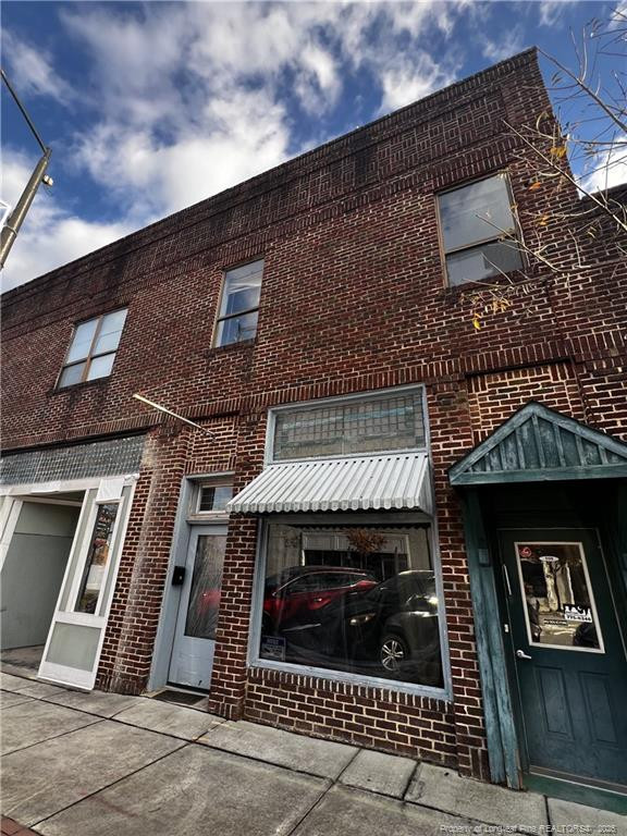 107 Wicker St, Sanford, NC 27330