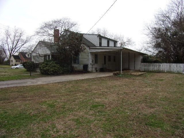 107 Williamson St, Louisburg, NC 27549