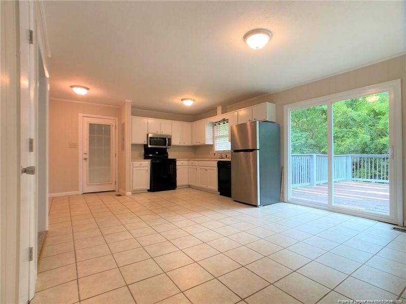 107 Wolfpoint Dr, Fayetteville, NC 28311