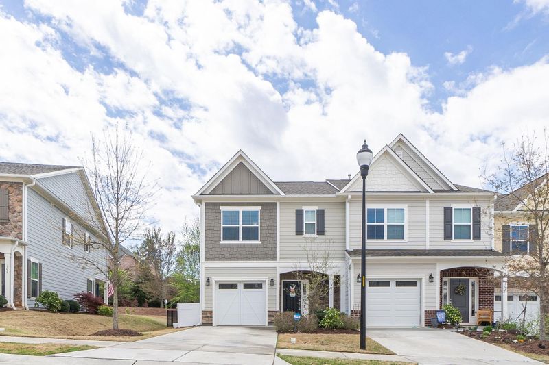 107 Writing Rock Pl, Apex, NC 27539