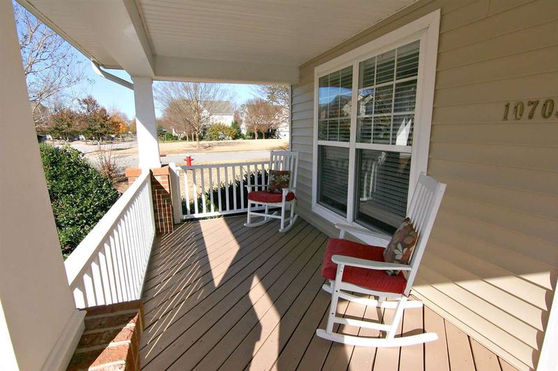 10703 Friendly Neighbor Ln, Raleigh, NC 27614