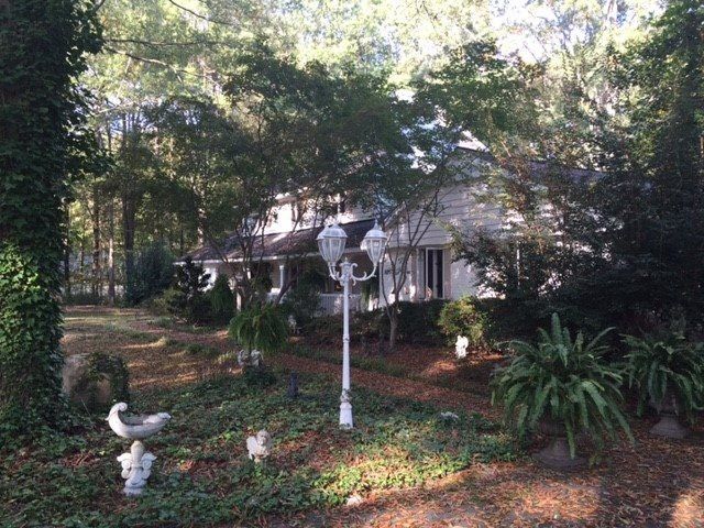 10704 Penny Rd, Cary, NC 27518