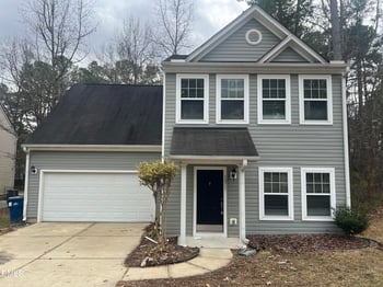 1071 Heritage Manor Dr, Raleigh, NC 27610