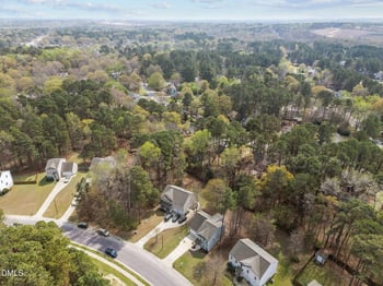 1071 Heritage Manor Dr, Raleigh, NC 27610